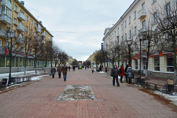 Tver, Russia - February 27. 2016.  Trekhsvyatskaya pedestrianized  street - historic center — Stock Photo, Image