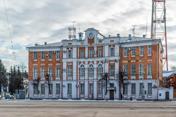 Tver, Rusland - 27 februari. 2016. Tver regio Centertelecom op Sovetskaya plein — Stockfoto