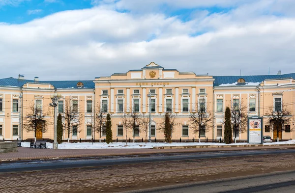 Tver, Russia - 27 febbraio. 2016. Amministrazione della città di Tver, costruita nel XVIII secolo — Foto Stock