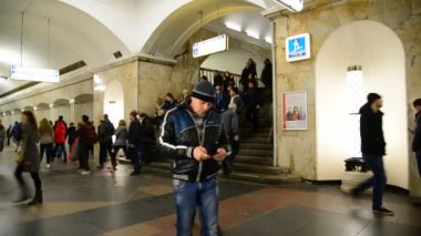 Moskova, Rusya - Mart 10.2016. Metro İstasyonu Kurskaya yüzük