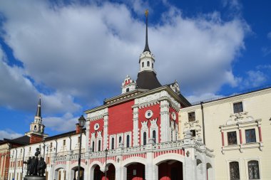 Kazansky tren istasyonu Komsomolskaya Meydanı