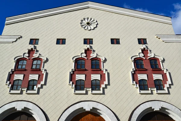 Деталь фасада Казанский вокзал с улицы Новорузанская — стоковое фото