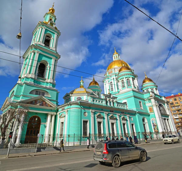 Moscou, Russie - 14 mars 2016. Cathédrale de l'Épiphanie sur la rue Spartakovskaya — Photo