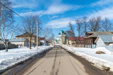 TUTAEV, Rusya - 28 Mart 2016. Mimari ve şehrin genel görünümü