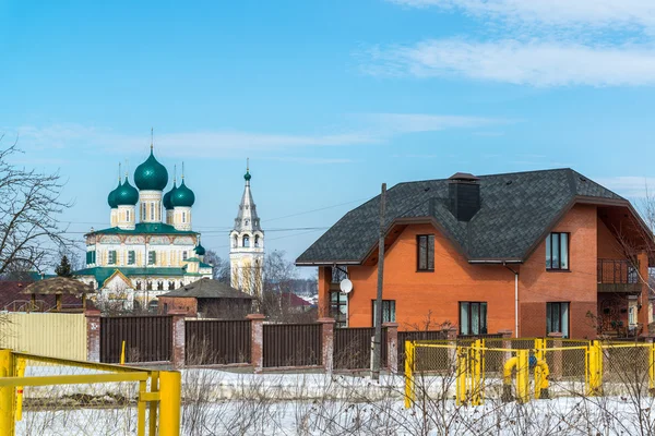 Тутаев, Россия - 28 марта 2016 года. Архитектура и общий вид города — стоковое фото