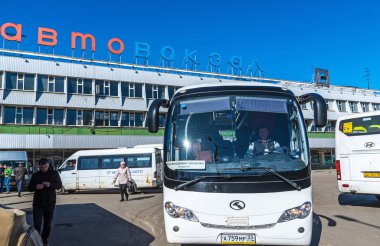 Moscow, Russia - April 04.2016. Shchelkovo bus station and  bus on the square clipart