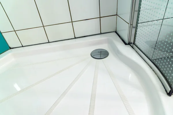 Cabina de ducha en el baño de cerca disparar — Foto de Stock