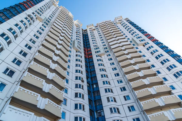 Modern multistory residential buildings in sunny day — Stock Photo, Image