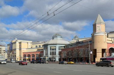 Moskova, Rusya - 14 Mart 2016. Alışveriş merkezi Atrium Metro Kurskaya'da