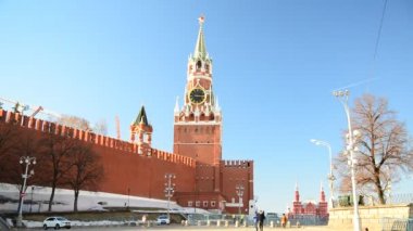 Moscow, Rusya Federasyonu-Şubat 18.2016. Kremlin'in Vasilyevsky Spusk dan görünüm