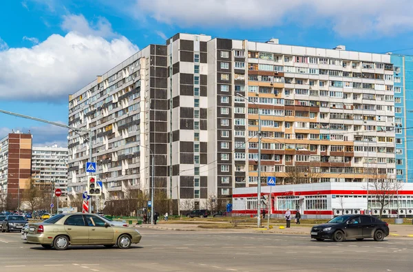 Zelenograd, Rusia - 11 de abril de 2016. Vista de la ciudad y calles Andreevka —  Fotos de Stock