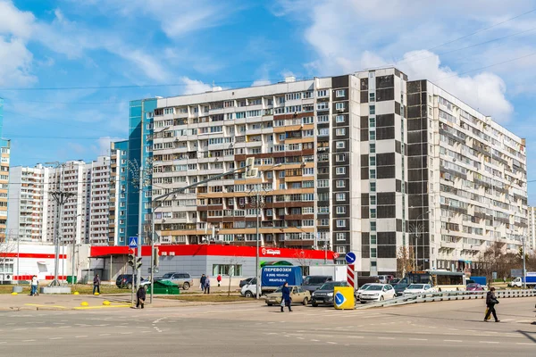Zelenograd, Rusko - duben 11.2016. Pohled na město a ulice Andreevka — Stock fotografie