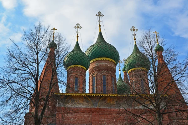 St. Nicolaaskerk in Tsjaikovski straat in Yaroslavl, Rusland — Stockfoto