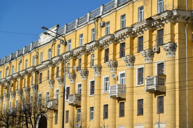 Rusya, Yaroslavl-Mart 29.2016. Sovyetler konut bina kez.