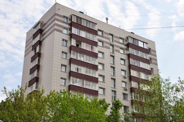 tipik ev tamamen yenilenmiş cephe Moskova, Rusya