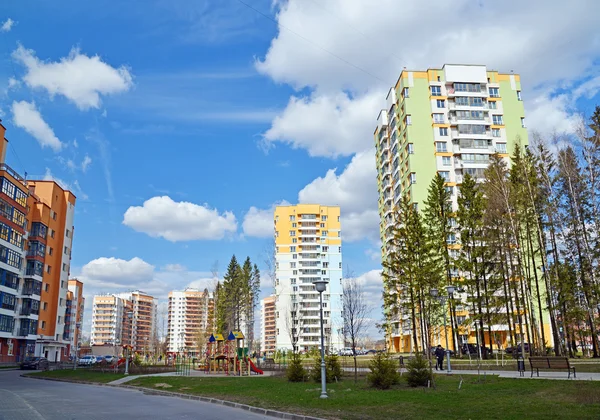 Moscú, Rusia-24 de abril de 2016. Zelenograd - la zona de descanso de la ciudad —  Fotos de Stock