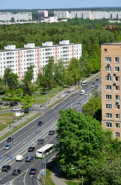 Blick von oben auf die Solnetschnaja-Gasse im Regierungsbezirk Zelenograd, Moskau — Stockfoto