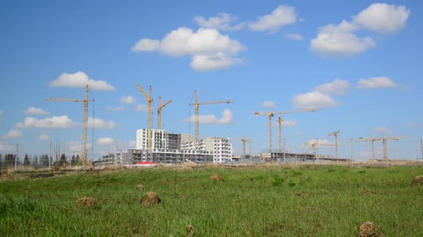 Paisagem natural do canteiro de obras à distância — Vídeo de Stock