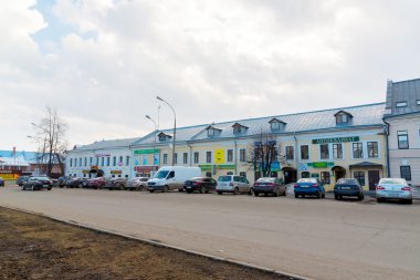 Rostov Veliky, Rusya Federasyonu-Mart 30.2016. Kremlin çevresinde alışveriş merkezi