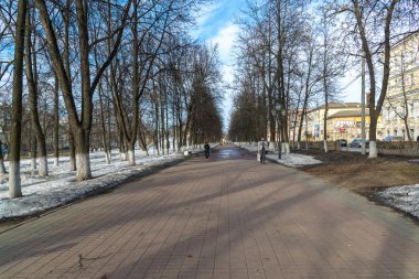Rusya, Yaroslavl-Mart 28.2016. Pervomaisky Bulvarı erken bahar