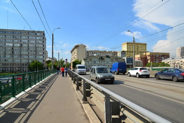 Moskva, Rusko - červen 03.2016. Celkový pohled na Krasnoselski nadjezdem — Stock fotografie