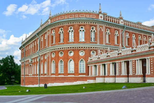 Moskwa, Rosja-08 czerwca 2016. Chleb dom w Muzeum majątku Tsaritsyno — Zdjęcie stockowe