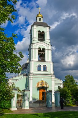 Moskova, Rusya - 08 Haziran 2016. Tanrı'nın En Kutsal Ana Sıtkı'nın Simgesi Kilise Müze-rezerv Tsaritsyno Bahar Veren.