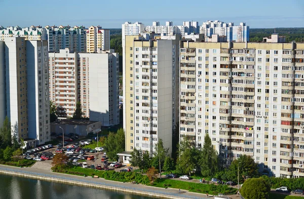 Blick von oben auf den Schlafbereich zelenograd in Moskau, Russland — Stockfoto