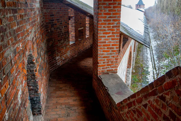 A l'intérieur du mur de Nijni Novgorod Kremlin. La Russie. XVIe siècle construit — Photo