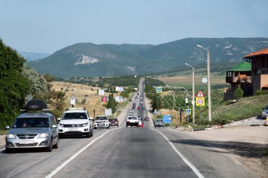 Foros, Kırım - Temmuz 03. Kırım 'ın Balaklava bölgesinde 2019 Otomobil Yolu