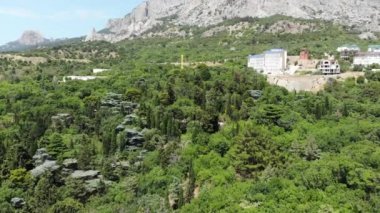 Foros Park, peyzaj mimarisinin bir anıtı. Kırım