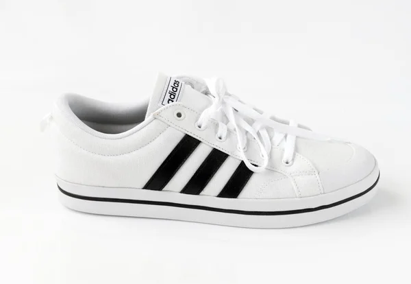 Moscow Russia Apr 2021 White Adidas Sneakers White Background — Stock Photo, Image