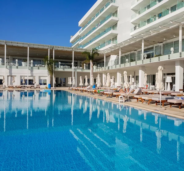 Protaras Cypr Października 2019 Rok Constantinos Great Beach Hotel Zewnątrz — Zdjęcie stockowe