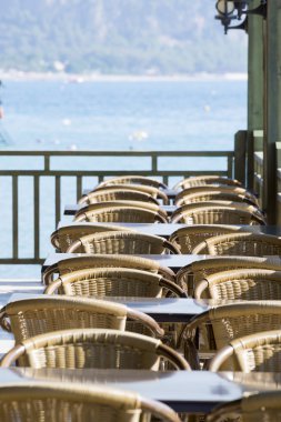 Ahşap masa ve sandalyeler, seaside Cafe