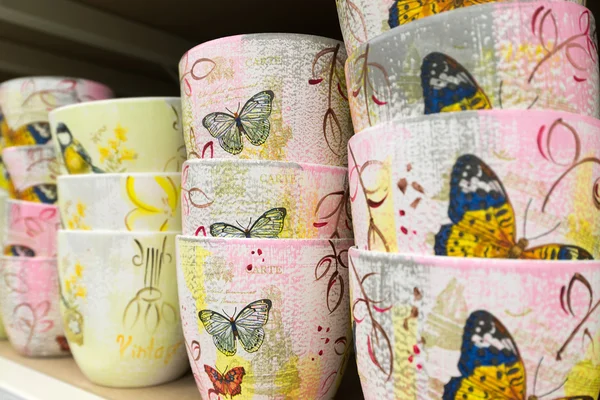 Ceramic flower pots at the shop — Stock Photo, Image