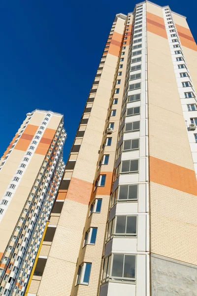 Modernos edificios residenciales de varios pisos en Moscú, Rusia —  Fotos de Stock