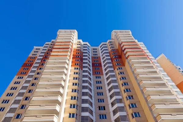 Modern multistory residential buildings — Stock Photo, Image