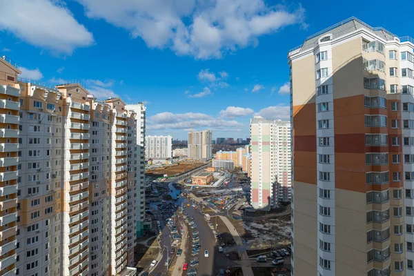 Moscow, Federacja Rosyjska - 10 marca 2015, obszar nowych budynków na obrzeżach Moskwy — Zdjęcie stockowe