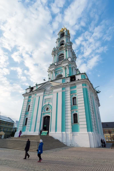 Sergiev Posad, Russia - March 28, 2015. Belfry in  territory of St. Sergius of Radonezh at The Holy Trinity-St. Sergius Lavra - the largest Orthodox Monastery in Russia. — Stock Photo, Image