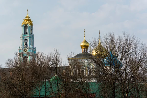 Великий Троїцький монастир у Sergiyev Посадський Підмосков'я. Золотому кільцю Росії — стокове фото