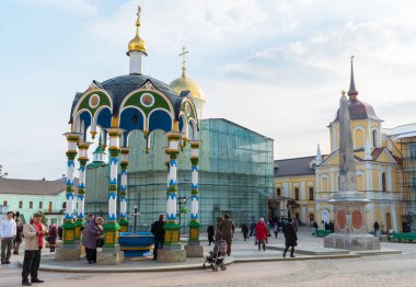 Sergiev Posad, Rusya Federasyonu - 28 Mart 2015. Moskova yakınlarındaki Sergiyev Posad büyük Trinity manastırda. Rusya'nın altın yüzük