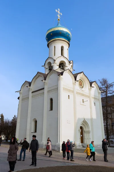 Sergiev Posad, Rússia - 28 de março de 2015. grande mosteiro da Trindade em Sergiyev Posad perto de Moscou. Anel de Ouro de uma Rússia — Fotografia de Stock