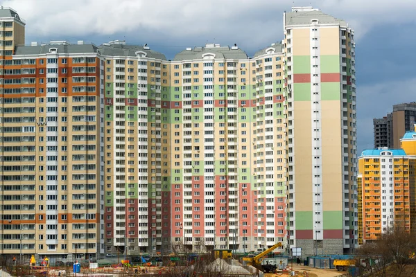 KRASNOGORSK, RUSSIA - APRIL 18,2015. Krasnogorsk is city and center of Krasnogorsky District in Moscow Oblast located on Moskva River. Area of residential development is about 2 million square feet — Stock Photo, Image