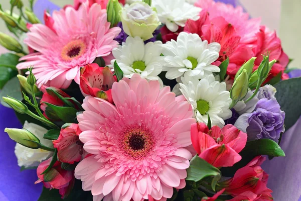 Bukiet kwiatów z gerbera — Zdjęcie stockowe