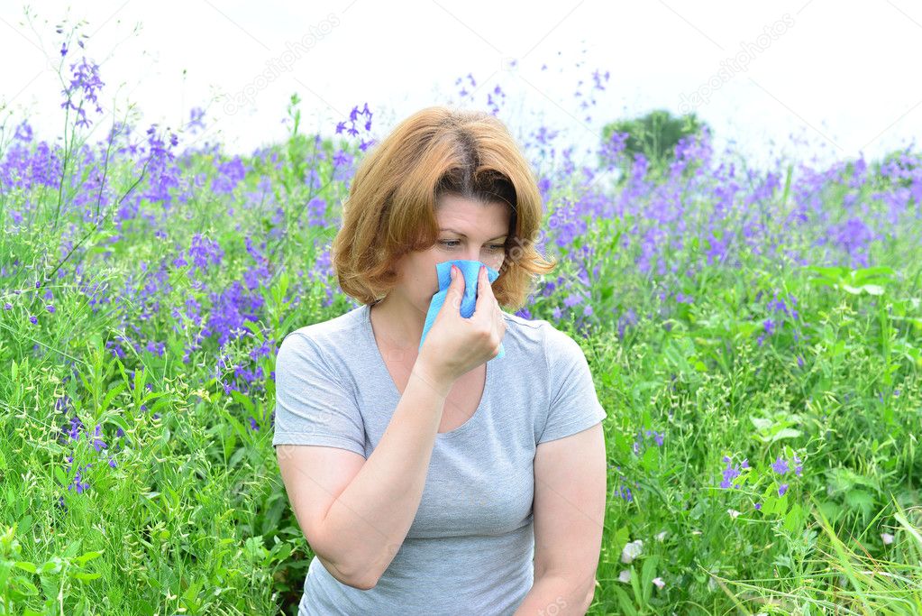  adult woman with allergies on the Meadow