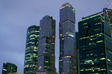 Mosca, Rusya - 23.03.2015 Moskova Uluslararası İş Merkezi, Moskova-şehir Moskova'da 17 Eylül 2012 tarihinde. Üçüncü çevre yolu yakınında yer alan, Moskova-şehir alanı şu anda geliştirilmekte olan.