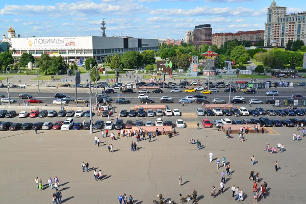 Moskva, Rusko - 26.06.2015. Pohled shora na Sadové Koltso - jedna z nejdůležitějších a hlavních silnic ve městě. — Stock fotografie