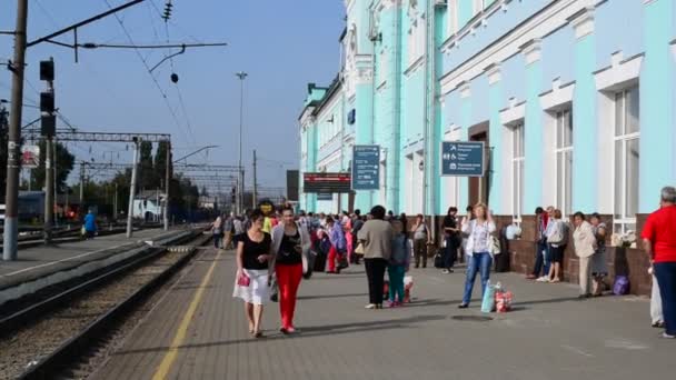 Gryazi, Rusko - 09.28.2015. hlavní železniční centrum Jižní-východní ž — Stock video