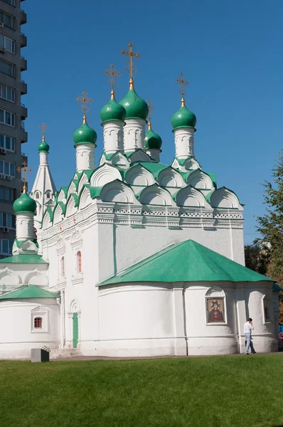 Moscow, Russia - 09.21.2015. Church Simeon at Povarskaya Street. Built in 1676 — Stock Photo, Image