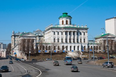 Moskova, Rusya - 13.04.2015. Eski konak 18. yüzyılın - Pashkov evi. Şu anda, Moskova'da Rusya Devlet Kütüphanesi